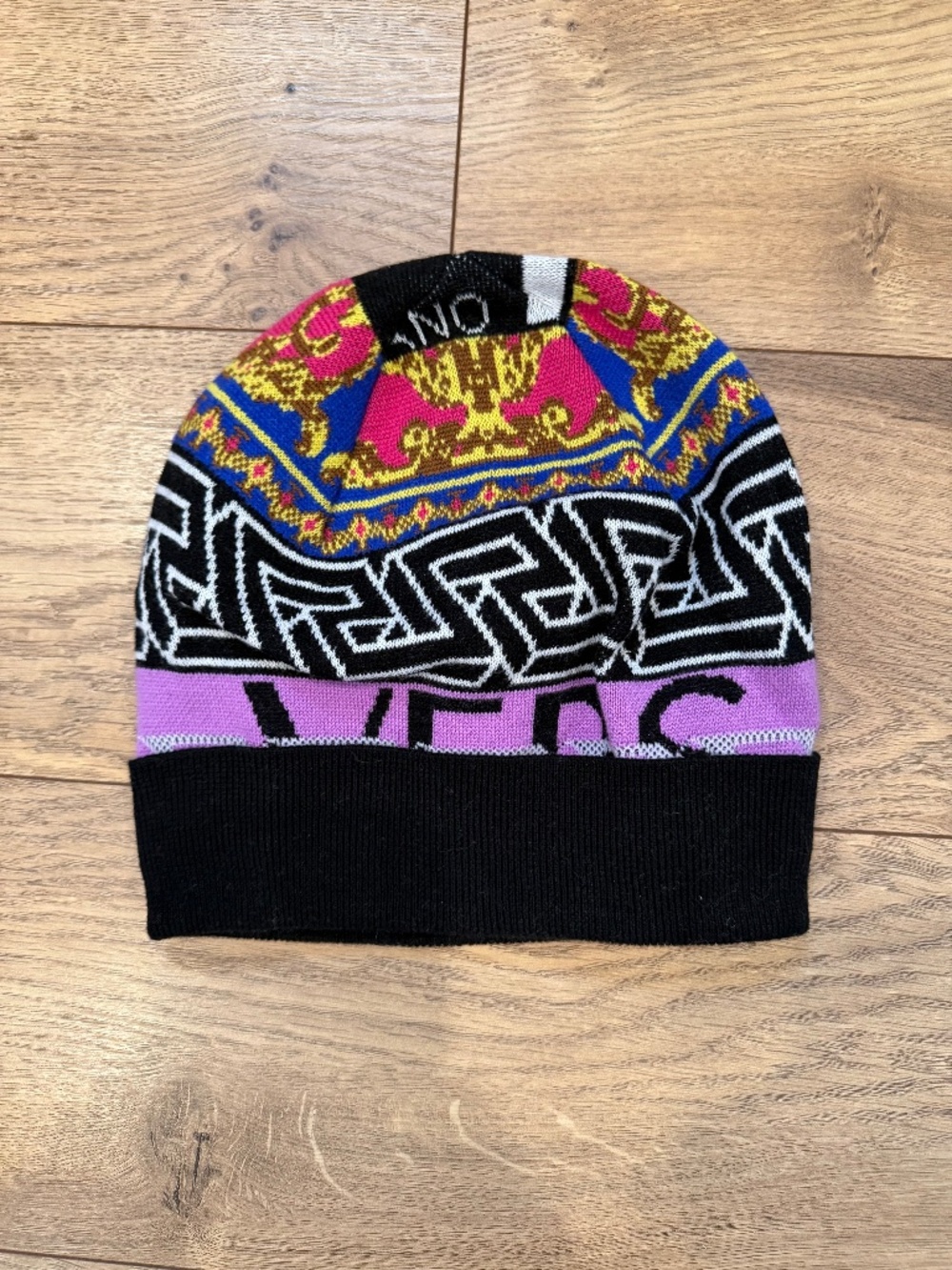 Men’s Versace hat